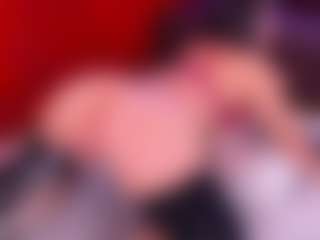 Lara Giraldo's Live Sex Cam Show