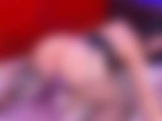 Lara Giraldo's Live Sex Cam Show