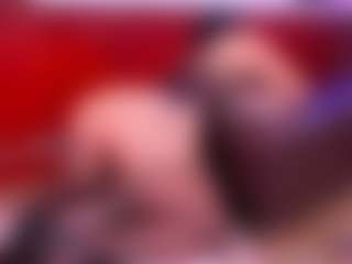 Lara Giraldo's Live Sex Cam Show