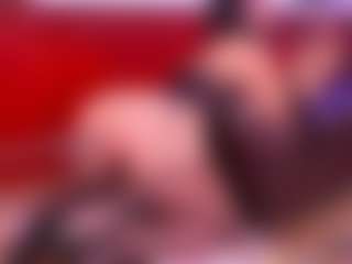 Lara Giraldo's Live Sex Cam Show