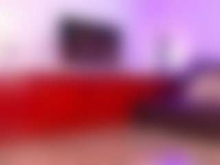 Lara Giraldo's Live Sex Cam Show