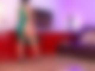 Lara Giraldo's Live Sex Cam Show