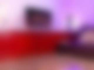 Lara Giraldo's Live Sex Cam Show