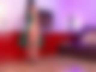 Lara Giraldo's Live Sex Cam Show