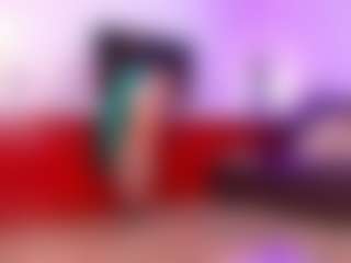 Lara Giraldo's Live Sex Cam Show