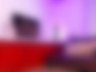 Lara Giraldo's Live Sex Cam Show