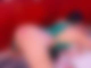 Live cam show with Lara Giraldo - Toys on thefappeningchat.com