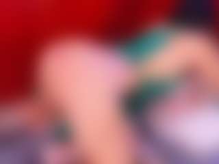 Lara Giraldo's Live Sex Cam Show