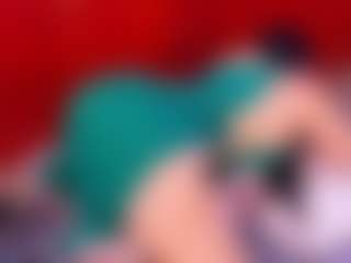 Lara Giraldo's Live Sex Cam Show
