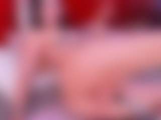 Lara Giraldo's Live Sex Cam Show