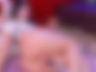 Lara Giraldo's Live Sex Cam Show
