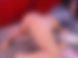 Lara Giraldo's Live Sex Cam Show