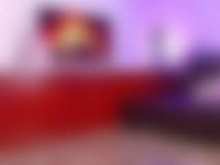 Lara Giraldo's Live Sex Cam Show