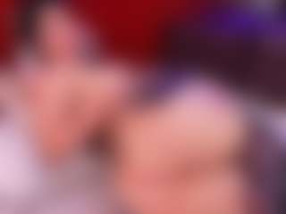 Live-Cam-Show mit Lara Giraldo - Young Adult auf Camsoda