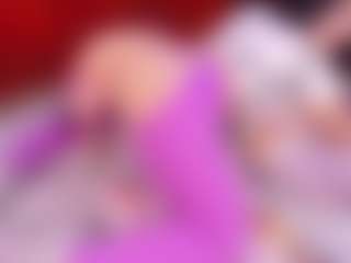 Lara Giraldo's Live Sex Cam Show