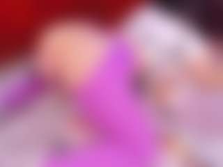 Lara Giraldo's Live Sex Cam Show