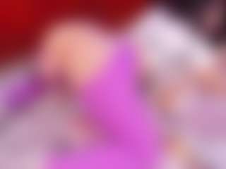 Lara Giraldo's Live Sex Cam Show