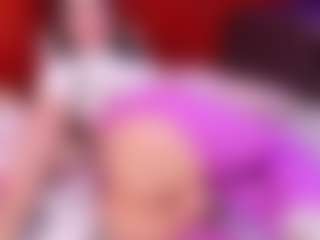 Lara Giraldo's Live Sex Cam Show