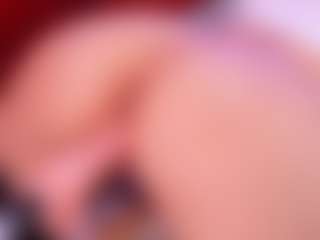 Lara Giraldo's Live Sex Cam Show