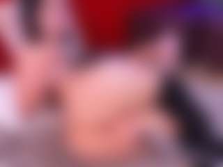 Lara Giraldo's Live Sex Cam Show