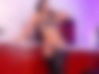 Lara Giraldo's Live Sex Cam Show