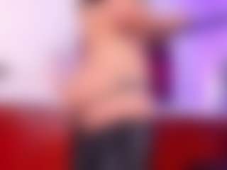 Lara Giraldo's Live Sex Cam Show
