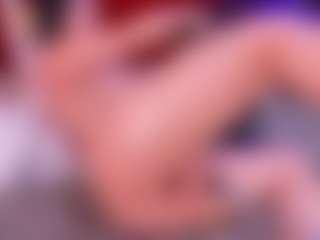 Lara Giraldo's Live Sex Cam Show
