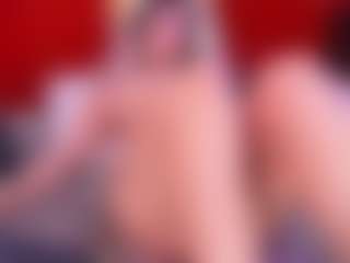 Live cam show with Lara Giraldo - Gamer Athletic on Camiplay Live