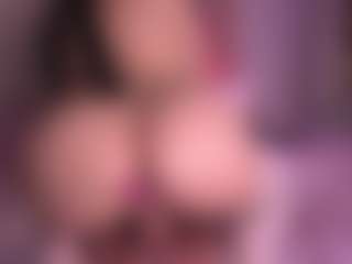 Live cam show with Sara - Milk on xxxlivecams.org