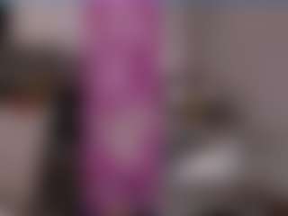 Live cam show with milavalentina - Amateur on Milfs Live