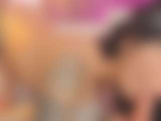 Live cam show with Sarah - Fingers on Free Soda