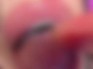 Live cam show with Sarah - Handjob on Camsoda