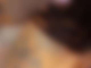 Live cam show with Sarah - Fingering on liverealitysex.com