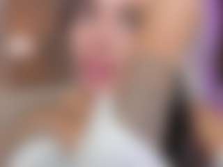 Live cam show with Sarah - Handjob on Mixed Magazine Live