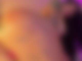 Live cam show with Sarah - Lovense Brown Hair on CamwithHer