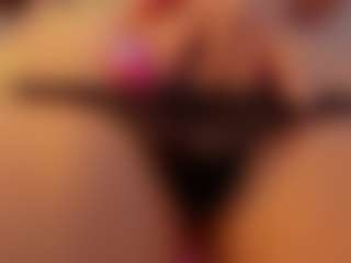 Sarah's Live Sex Cam Show