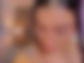 Live cam show with Sarah - Tattoos Brown Hair on WildCum