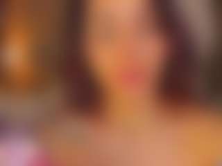 Live cam show with Sarah - Sexy on friskycurves.com