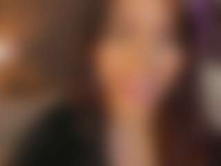Live cam show with Sarah - Big Tits Brown Hair on liverealitysex.com