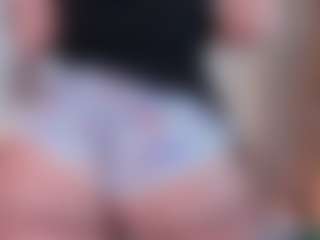 Live cam show with hannajohnsonx - Small Tits on boobsie.com
