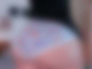 Live cam show with hannajohnsonx - Bedroom on xDating