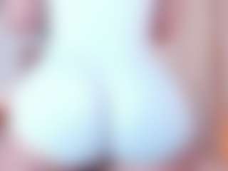 Live cam show with hannajohnsonx - Latina on 1on1-livenow