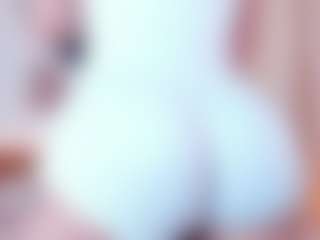 Live cam show with hannajohnsonx - Latina on Chatstar