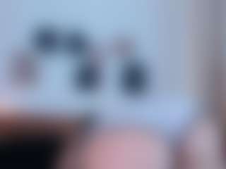 Live cam show with hannajohnsonx - Bedroom on LiveSexCams6