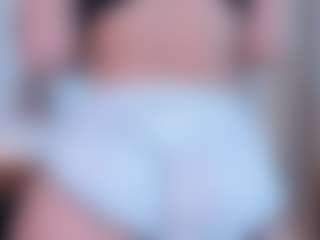 Live cam show with hannajohnsonx - Athletic Bedroom on boobsie.com