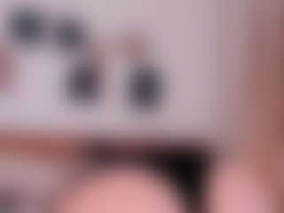 Live cam show with hannajohnsonx - Flashing on camwithhim.com