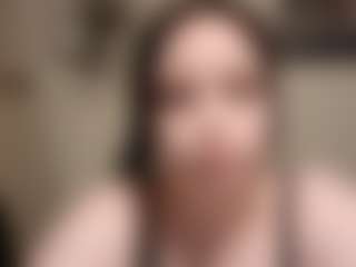Live cam show with bigbootybullynisha - Flashing on Dolls Live