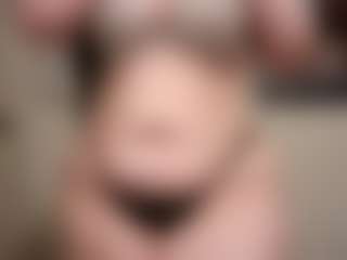 bigbootybullynisha's Live Sex Cam Show
