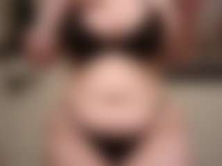 bigbootybullynisha's Live Sex Cam Show