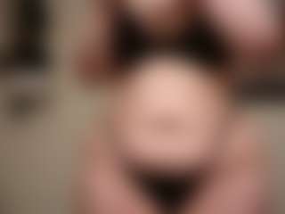 bigbootybullynisha's Live Sex Cam Show